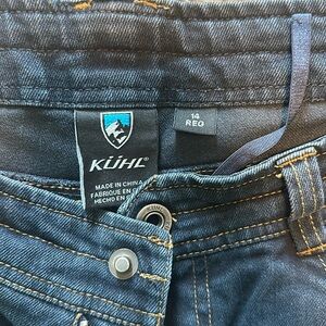 Size 14 regular women’s Kuhl jeans like brand new